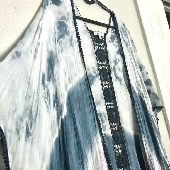 Woven Heart Boho Navy Crochet-Trim Open Kimono - Picture 4 of 6